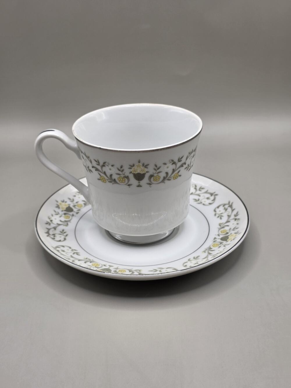 Vintage Sterling Fine China Florentine Teacup Saucer Set Japan Yellow Floral (77